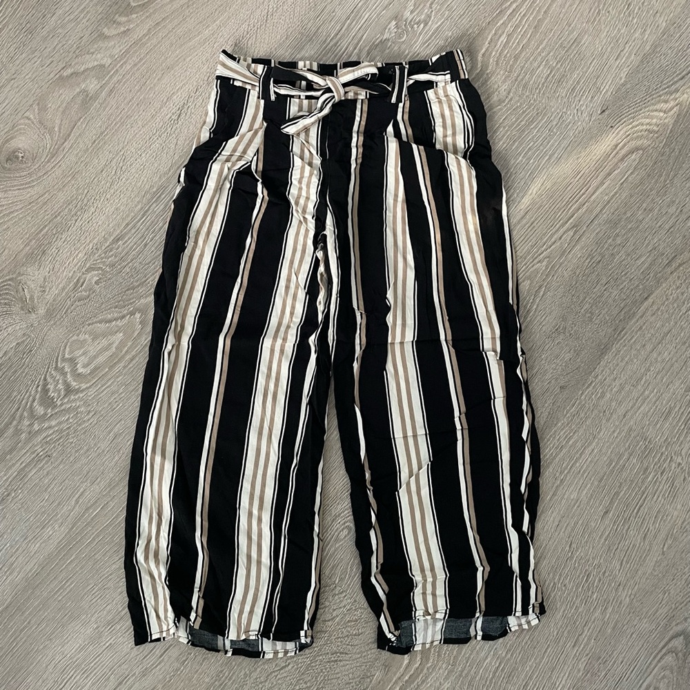 Striped Flowing Capris Wide Leg Pants